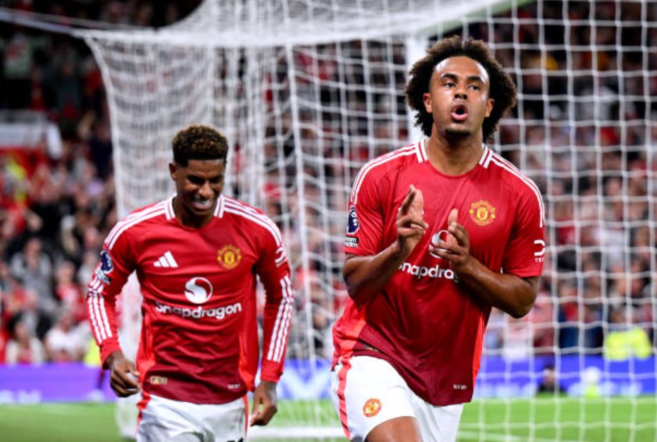 Zirkzee giúp Man United vượt ải Fulham.